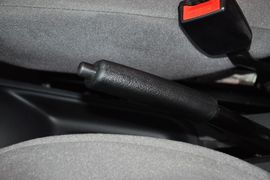 2012款宝骏乐驰1.0L手动舒适型