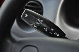 2012款宝骏乐驰1.0L手动舒适型