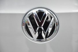 2013款大众宝来1.6L手动时尚型