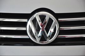 2013款大众宝来1.6L手动时尚型