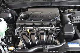 2013款现代索纳塔八2.4GLS自动豪华版