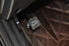 2013款现代索纳塔八2.4GLS自动豪华版
