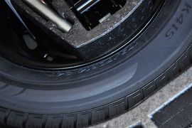 2013款斯柯达昕锐1.6L手动智选型