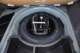 2013款斯柯达昕锐1.6L手动智选型