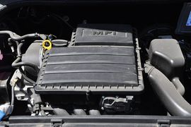 2013款斯柯达昕锐1.6L手动智选型