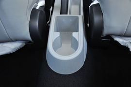 2013款斯柯达昕锐1.6L手动智选型
