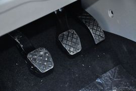 2013款斯柯达昕锐1.6L手动智选型