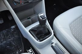 2013款斯柯达昕锐1.6L手动智选型