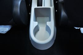 2013款斯柯达昕锐1.4L手动智选型