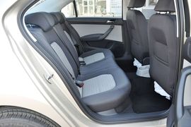 2013款斯柯达昕锐1.4L手动智选型