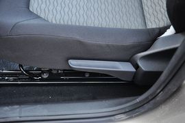 2013款斯柯达昕锐1.4L手动智选型