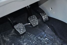 2013款斯柯达昕锐1.4L手动智选型