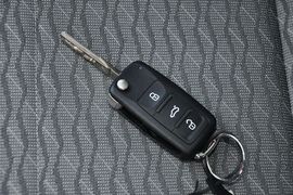 2013款斯柯达昕锐1.4L手动智选型