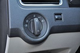 2013款斯柯达昕锐1.4L手动智选型