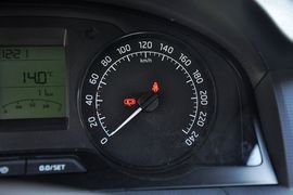 2013款斯柯达昕锐1.4L手动智选型