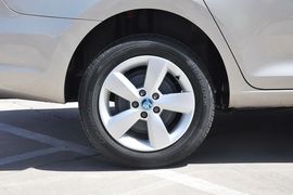 2013款斯柯达昕锐1.4L手动智选型