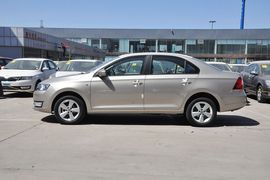 2013款斯柯达昕锐1.4L手动智选型