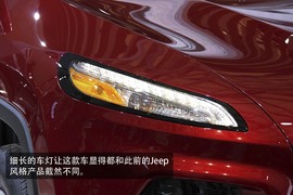 Jeep自由光