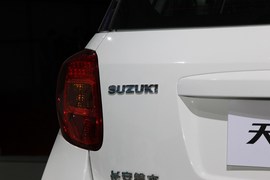 铃木SX4