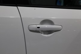 铃木SX4