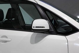 铃木SX4