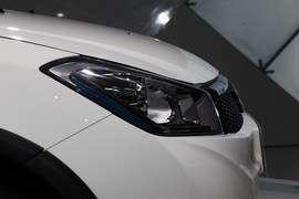 铃木SX4