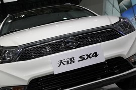 铃木SX4