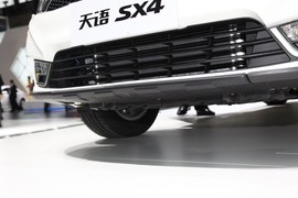 铃木SX4