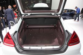 保时捷全新Panamera