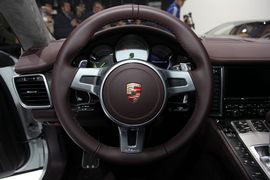 保时捷全新Panamera