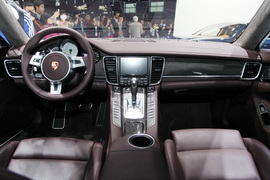 保时捷全新Panamera