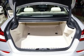 玛莎拉蒂全新总裁V6上海车展实拍