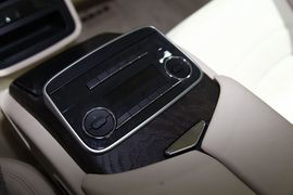 玛莎拉蒂全新总裁V6上海车展实拍