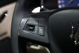 玛莎拉蒂全新总裁V6上海车展实拍