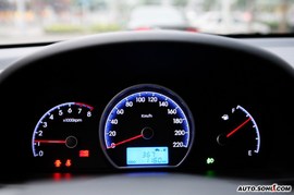 2008款现代伊兰特悦动