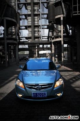 2008款现代伊兰特悦动