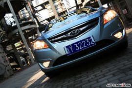 2008款现代伊兰特悦动