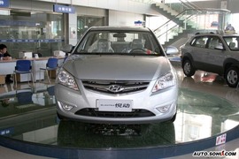 2008款现代伊兰特悦动