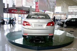 2008款现代伊兰特悦动
