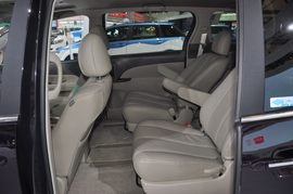 2013款比亚迪M6上海车展实拍