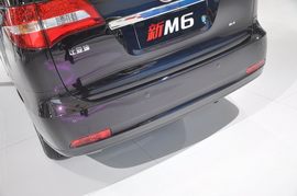 2013款比亚迪M6上海车展实拍