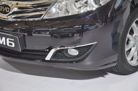 2013款比亚迪M6上海车展实拍