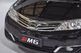 2013款比亚迪M6上海车展实拍