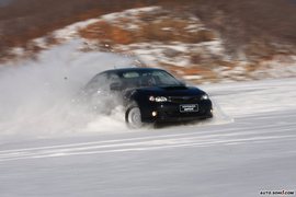 斯巴鲁雪地试驾