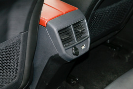 2017款雪铁龙天逸C5