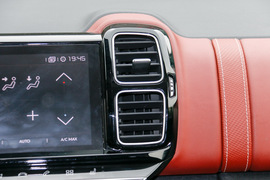 2017款雪铁龙天逸C5