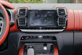 2017款雪铁龙天逸C5