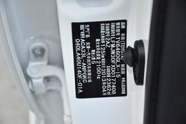 2013款丰田RAV4