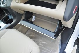 2013款丰田RAV4