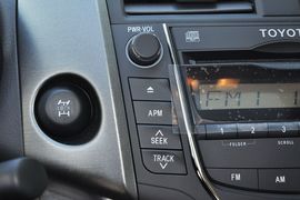 2013款丰田RAV4